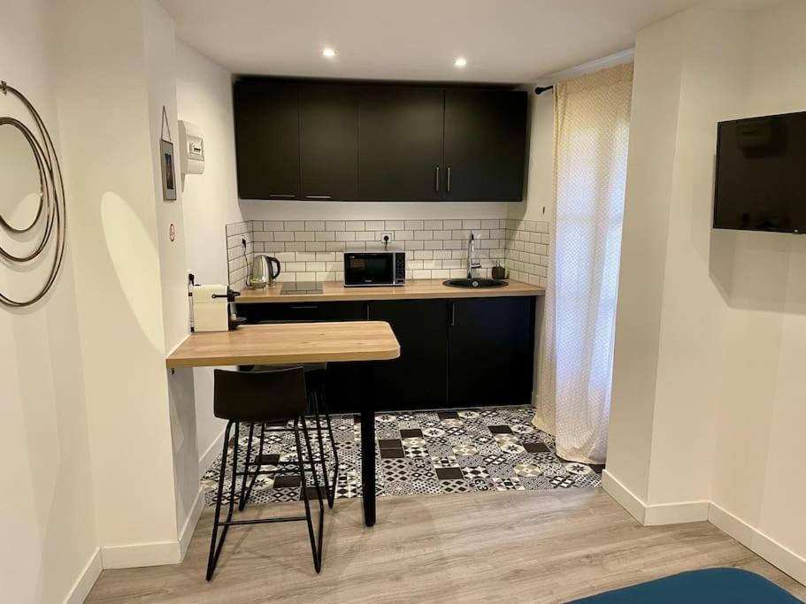 Le Moulin 2 - Appartement Arenes Romaines- Beziers Gare - Wifi- Tv Connecte Εξωτερικό φωτογραφία